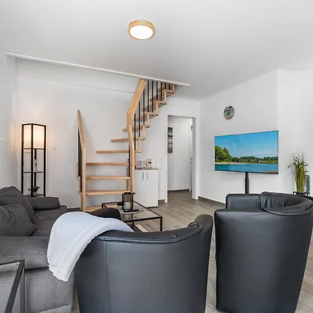 Niewoh Wiesenblick,ammerland, Conneforde Holiday home *